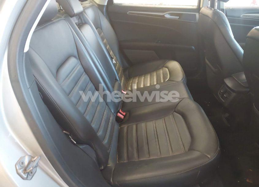 Photo 8 of 2014 Ford Fusion SE (VIN 3FA6P0HD4ER385251)