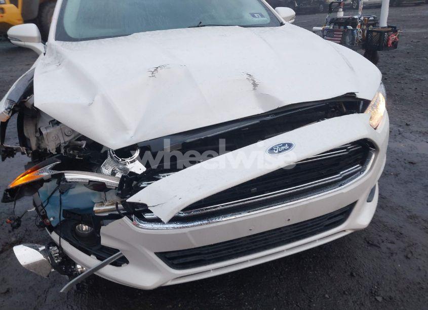 Photo 6 of 2015 Ford Fusion SE (VIN 3FA6P0HD4FR108195)