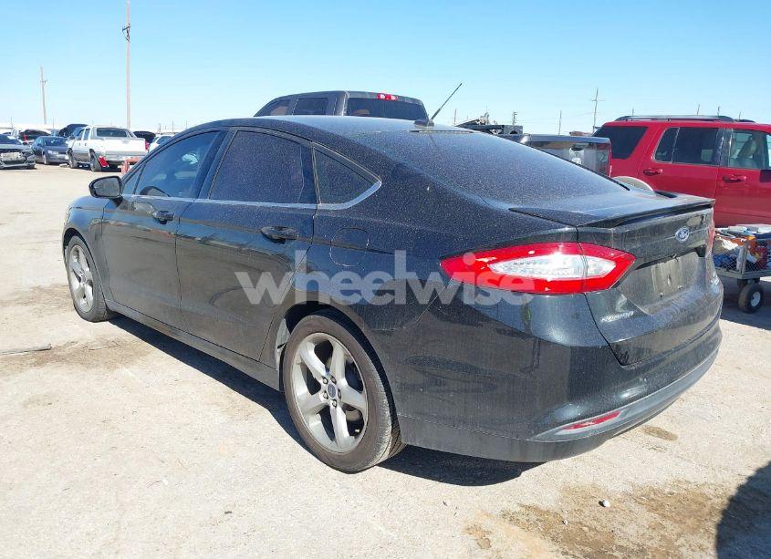 Photo 3 of 2015 Ford Fusion SE (VIN 3FA6P0HD4FR161544)