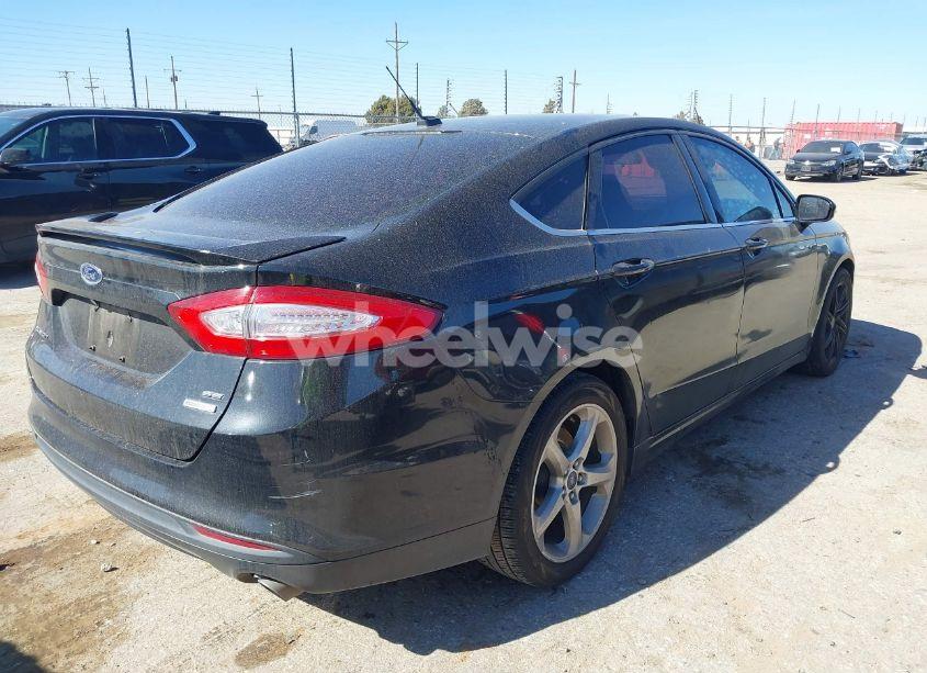 Photo 4 of 2015 Ford Fusion SE (VIN 3FA6P0HD4FR161544)