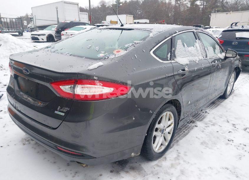 Photo 4 of 2015 Ford Fusion SE (VIN 3FA6P0HD4FR175685)