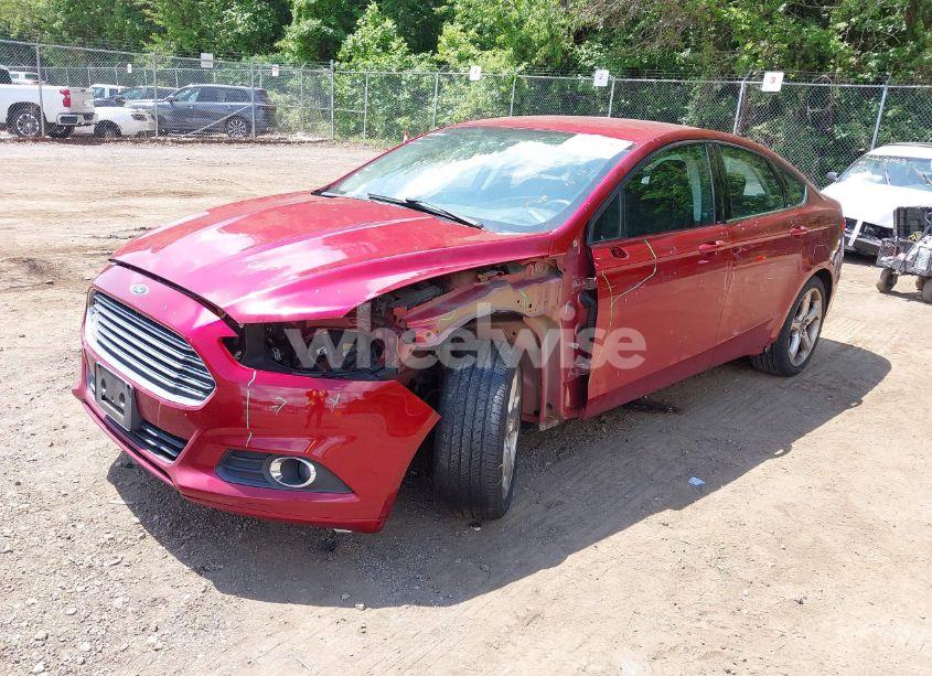 Photo 2 of 2015 Ford Fusion SE (VIN 3FA6P0HD4FR231785)