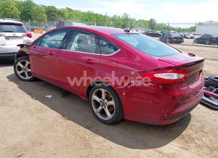 Photo 3 of 2015 Ford Fusion SE (VIN 3FA6P0HD4FR231785)