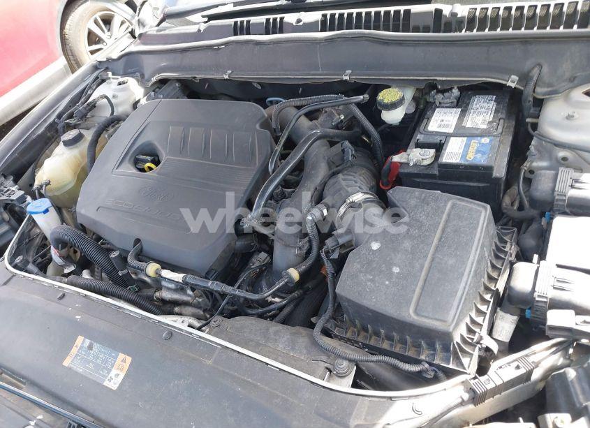 Photo 10 of 2015 Ford Fusion SE (VIN 3FA6P0HD4FR248943)