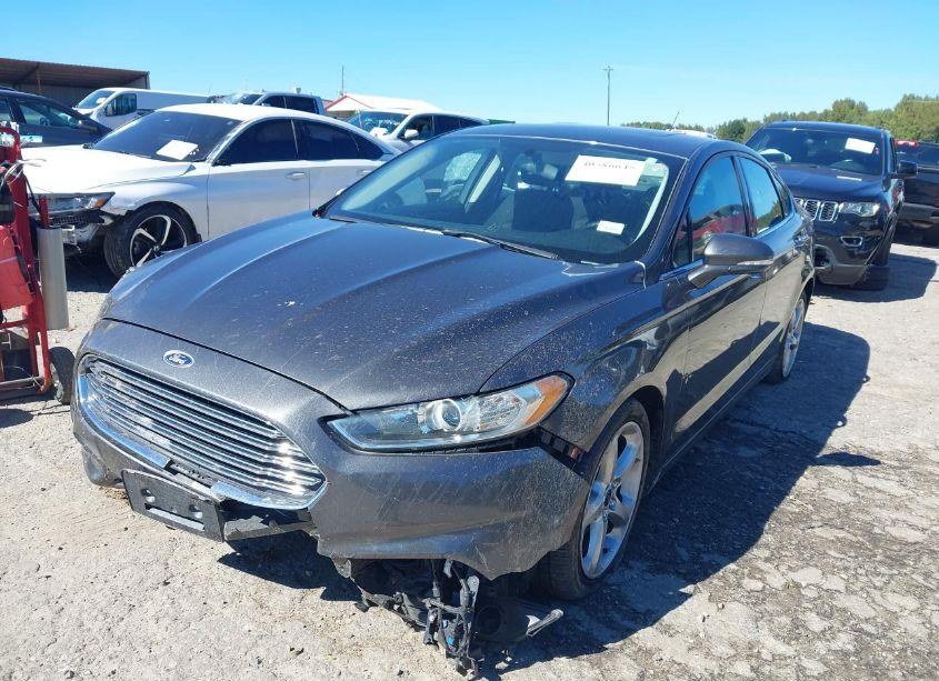 Photo 2 of 2015 Ford Fusion SE (VIN 3FA6P0HD4FR295289)