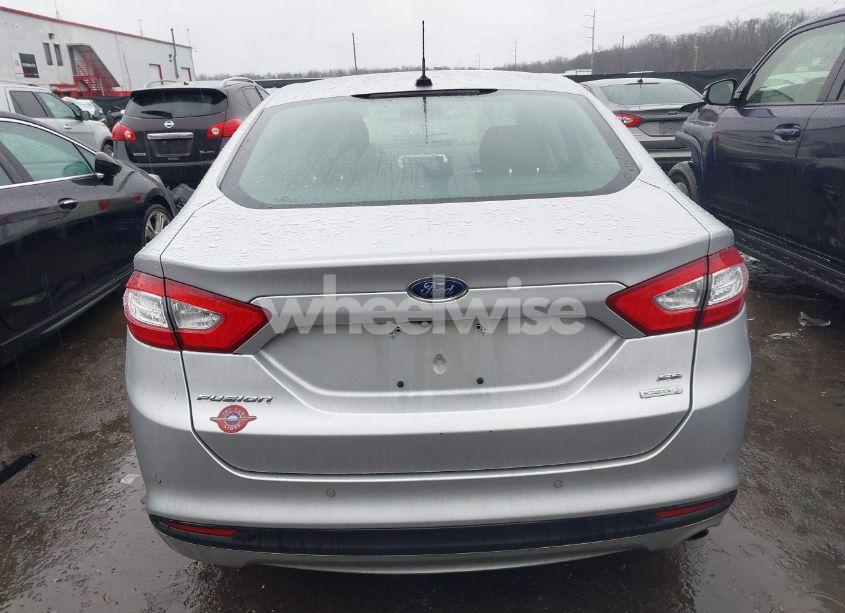 Photo 16 of 2016 Ford Fusion SE (VIN 3FA6P0HD4GR142428)