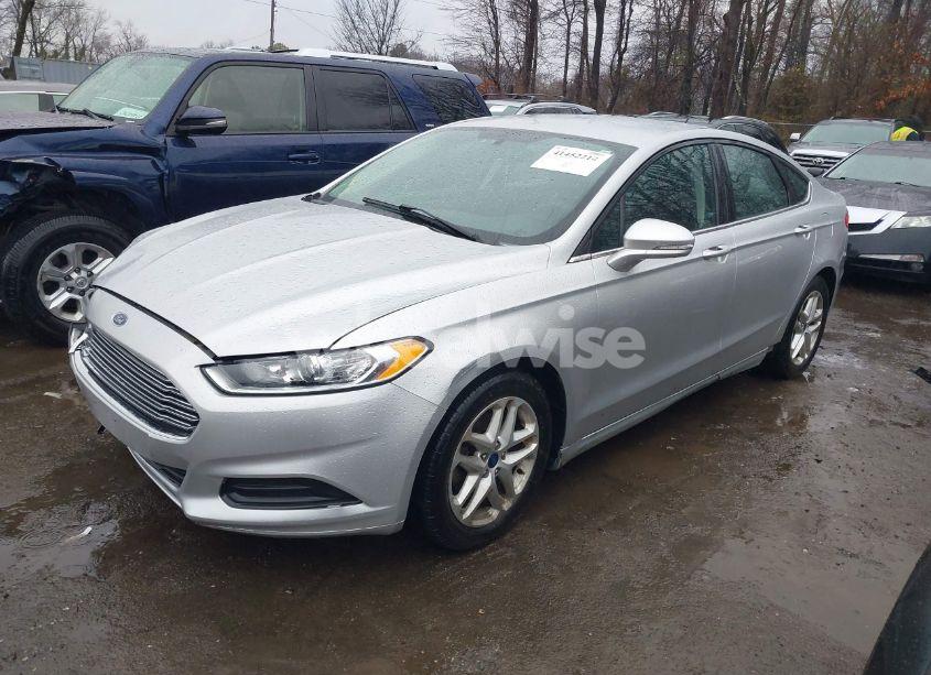 Photo 2 of 2016 Ford Fusion SE (VIN 3FA6P0HD4GR142428)
