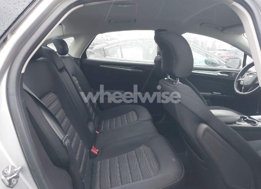 Photo 8 of 2016 Ford Fusion SE (VIN 3FA6P0HD4GR142428)