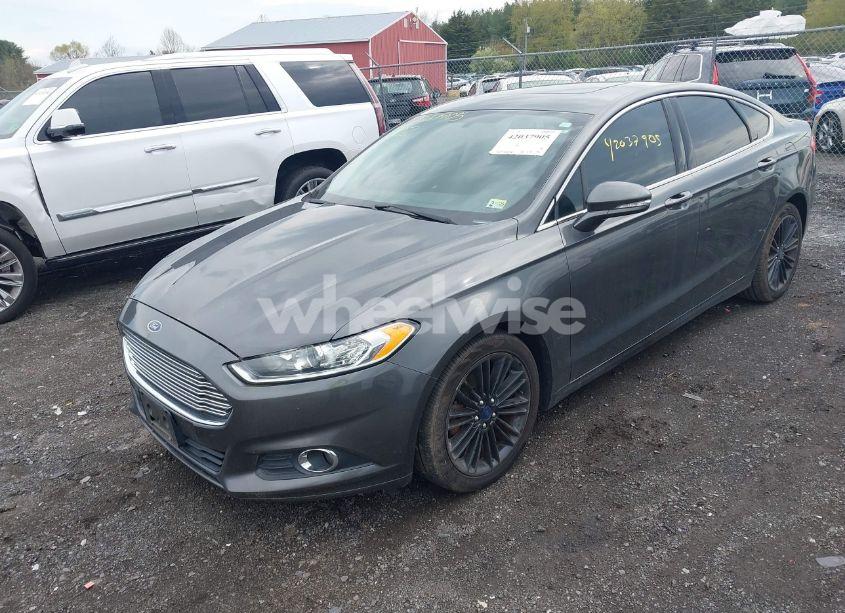 Photo 2 of 2016 Ford Fusion SE (VIN 3FA6P0HD4GR169113)