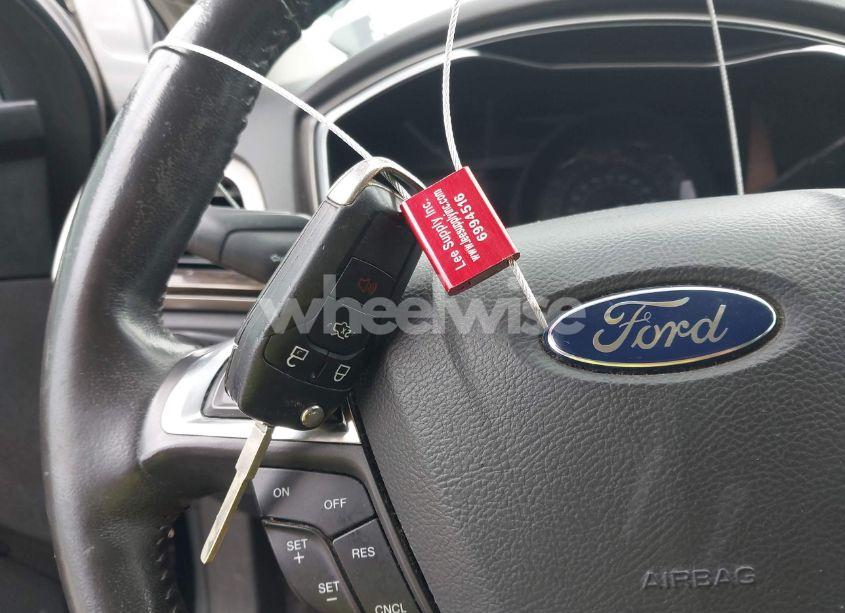 Photo 11 of 2016 Ford Fusion SE (VIN 3FA6P0HD4GR201784)