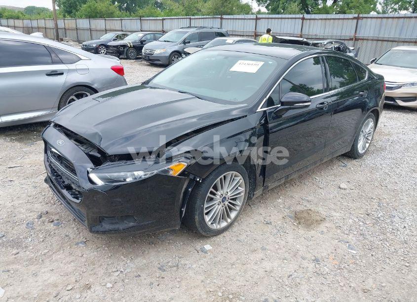 Photo 2 of 2016 Ford Fusion SE (VIN 3FA6P0HD4GR201784)