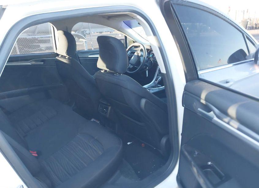 Photo 8 of 2016 Ford Fusion SE (VIN 3FA6P0HD4GR248118)