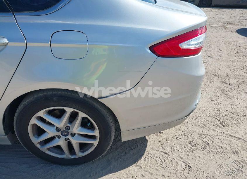 Photo 17 of 2016 Ford Fusion SE (VIN 3FA6P0HD4GR268918)