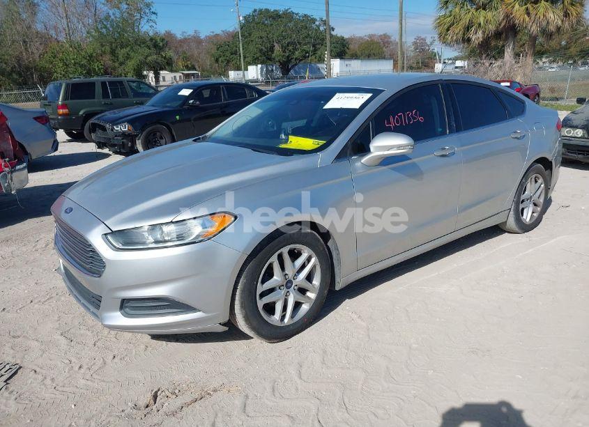 Photo 2 of 2016 Ford Fusion SE (VIN 3FA6P0HD4GR268918)