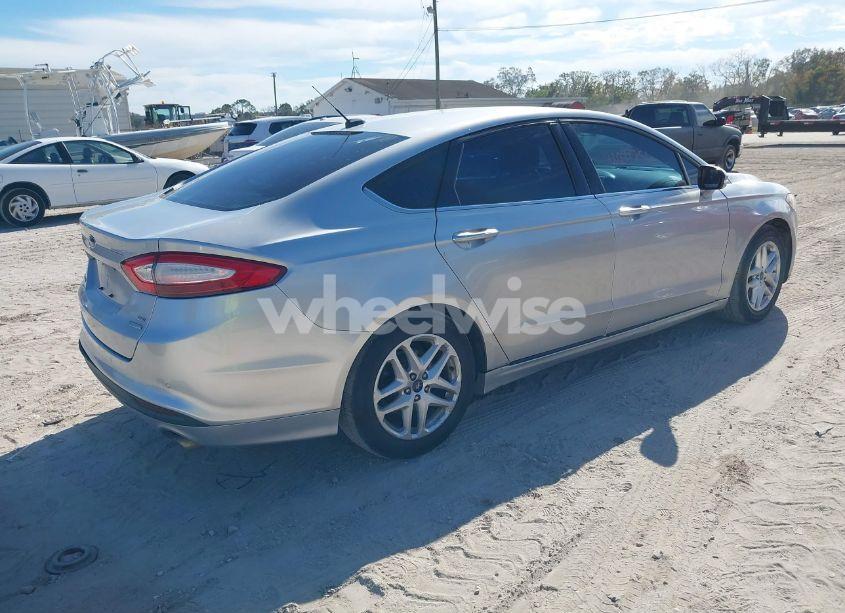 Photo 4 of 2016 Ford Fusion SE (VIN 3FA6P0HD4GR268918)