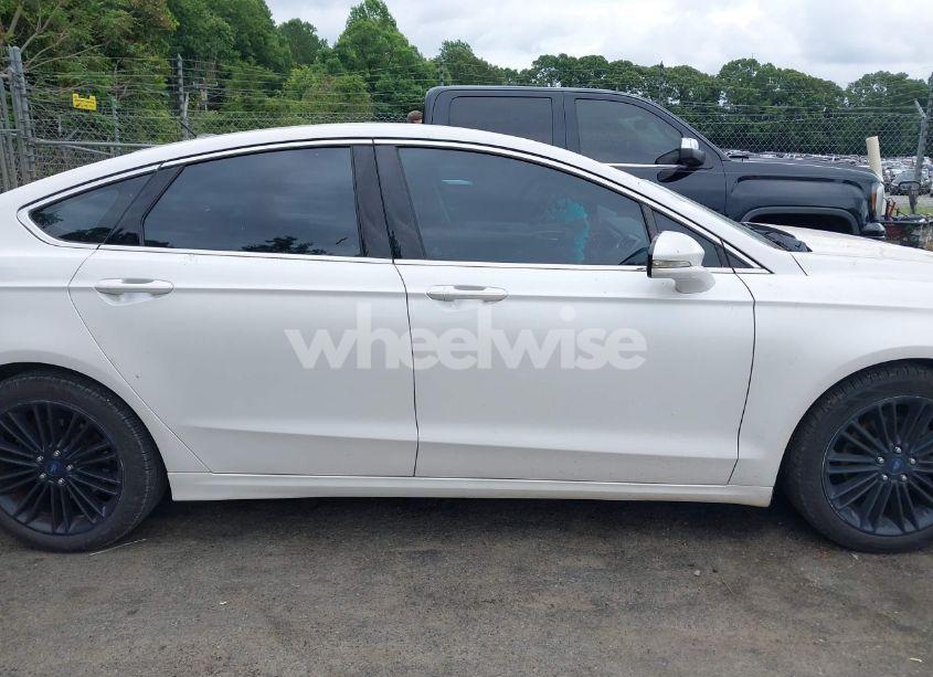 Photo 13 of 2016 Ford Fusion SE (VIN 3FA6P0HD4GR272791)