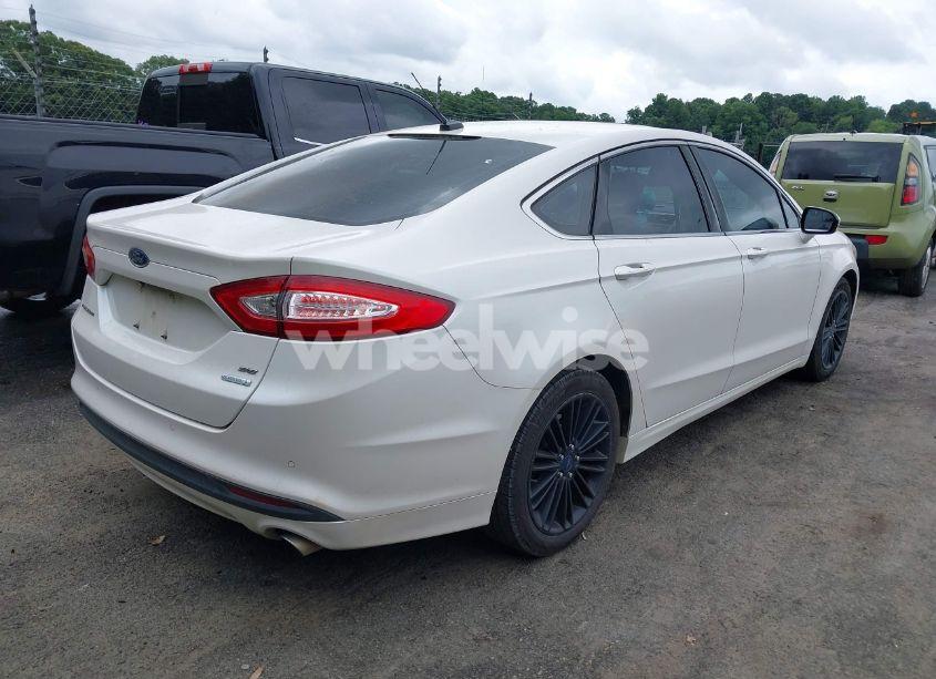 Photo 4 of 2016 Ford Fusion SE (VIN 3FA6P0HD4GR272791)