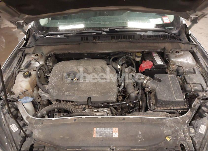 Photo 10 of 2016 Ford Fusion SE (VIN 3FA6P0HD4GR288778)