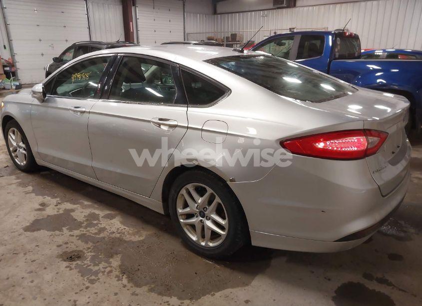 Photo 3 of 2016 Ford Fusion SE (VIN 3FA6P0HD4GR288778)