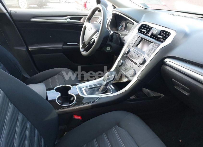 Photo 5 of 2016 Ford Fusion SE (VIN 3FA6P0HD4GR293737)