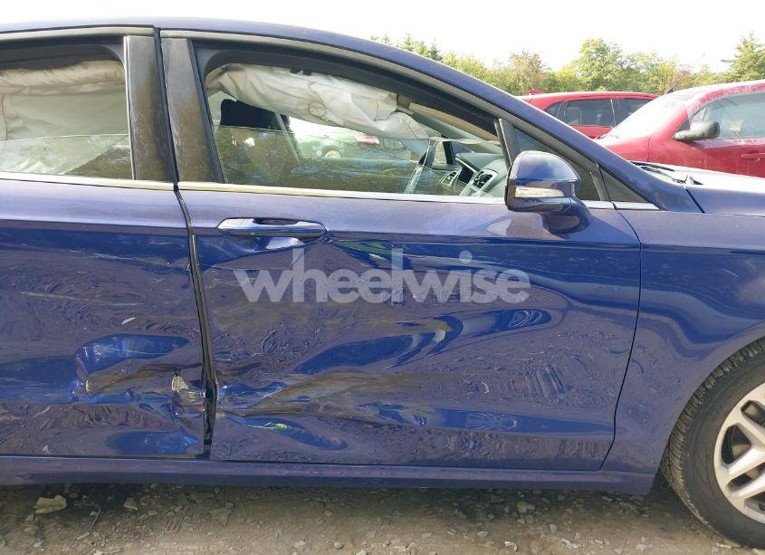 Photo 6 of 2016 Ford Fusion SE (VIN 3FA6P0HD4GR293737)