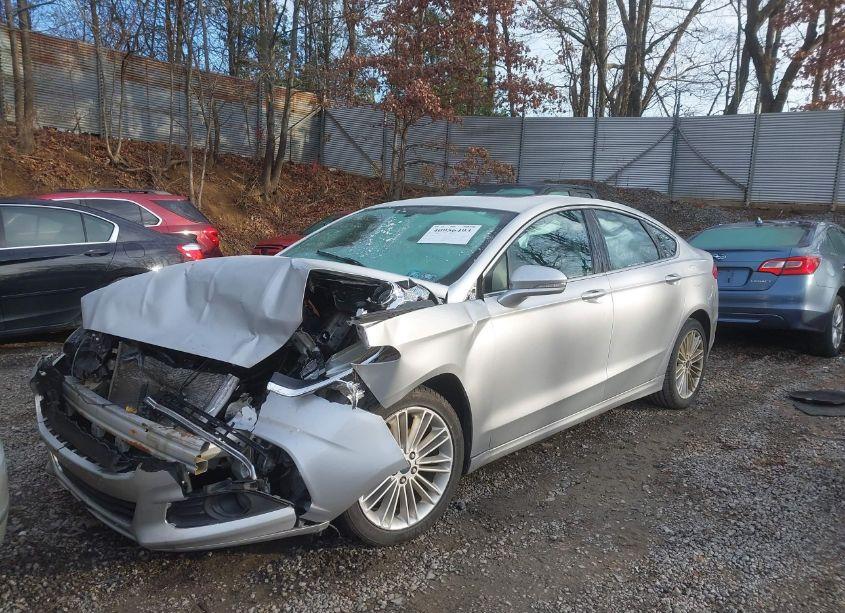 Photo 2 of 2016 Ford Fusion SE (VIN 3FA6P0HD4GR313274)
