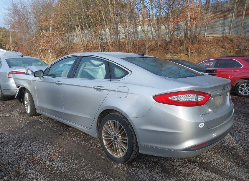 Photo 3 of 2016 Ford Fusion SE (VIN 3FA6P0HD4GR313274)