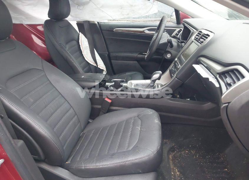 Photo 5 of 2016 Ford Fusion SE (VIN 3FA6P0HD4GR326462)