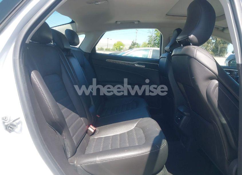 Photo 8 of 2016 Ford Fusion SE (VIN 3FA6P0HD4GR358862)