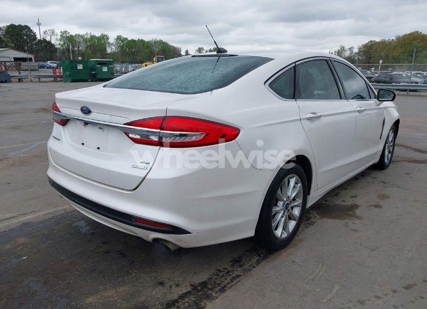 Photo 4 of 2017 Ford Fusion SE (VIN 3FA6P0HD4HR116316)