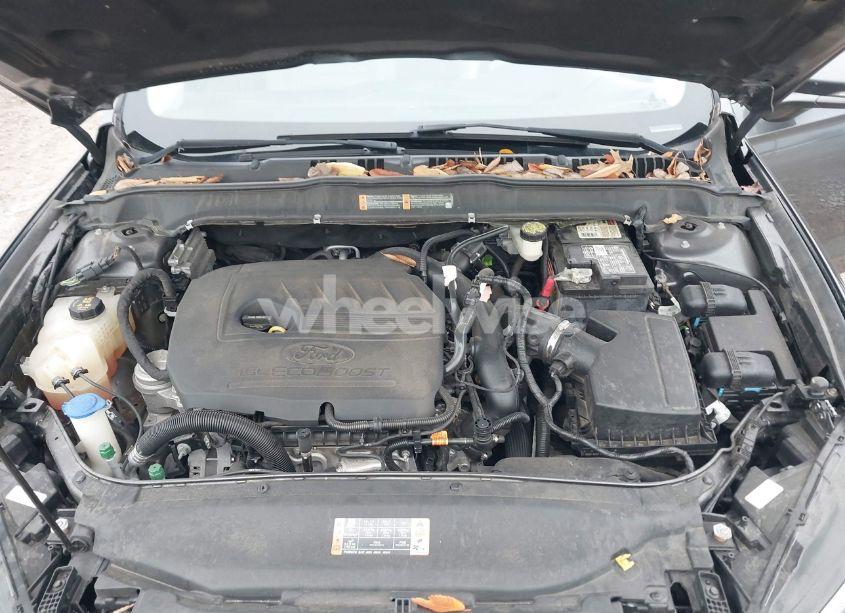 Photo 10 of 2017 Ford Fusion SE (VIN 3FA6P0HD4HR124464)