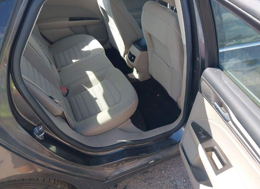 Photo 8 of 2017 Ford Fusion SE (VIN 3FA6P0HD4HR126697)