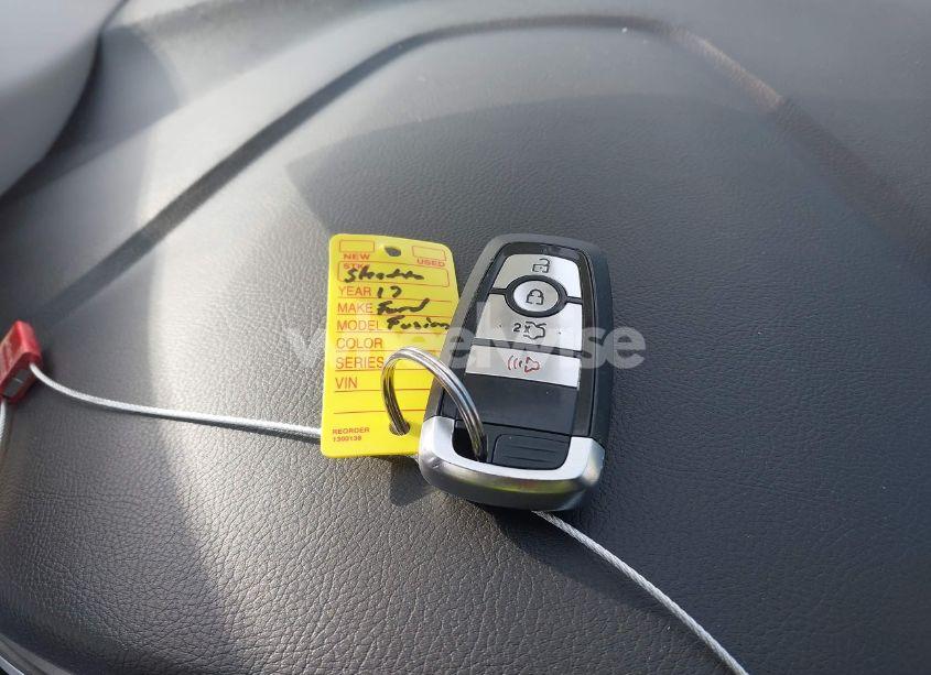 Photo 11 of 2017 Ford Fusion SE (VIN 3FA6P0HD4HR138963)