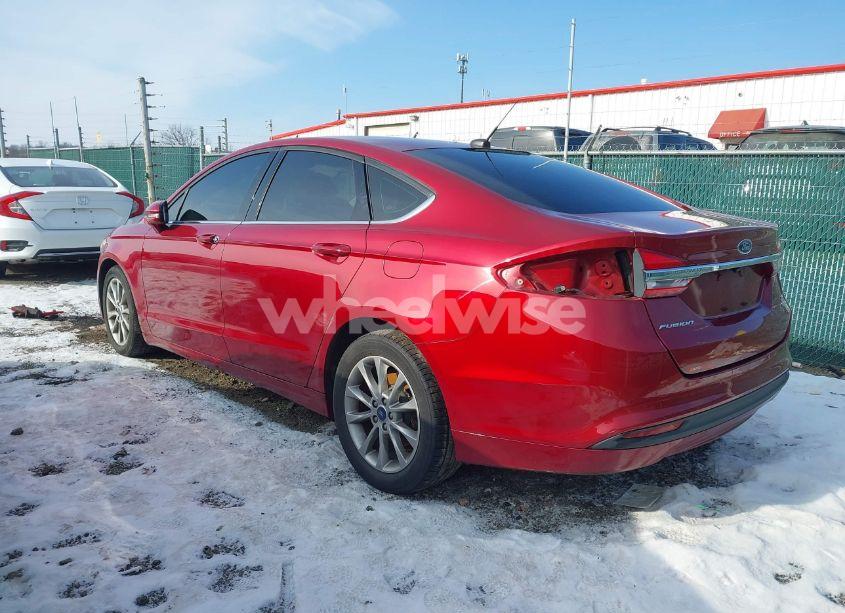 Photo 3 of 2017 Ford Fusion SE (VIN 3FA6P0HD4HR138963)