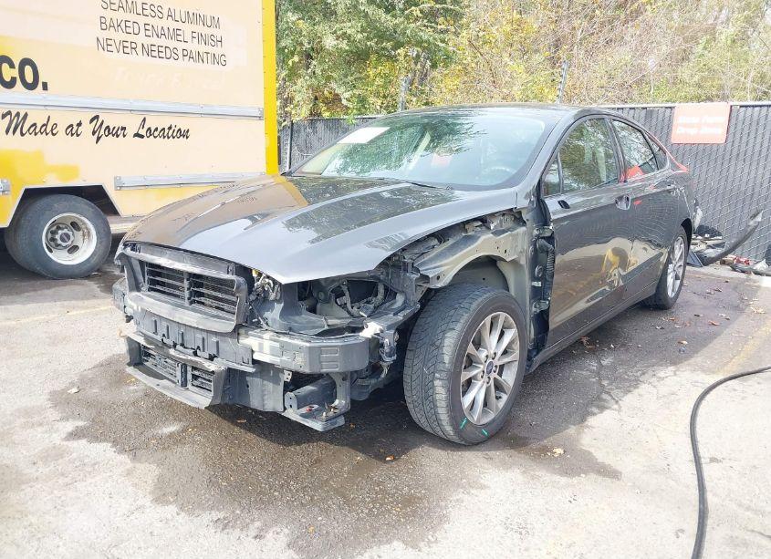 Photo 2 of 2017 Ford Fusion SE (VIN 3FA6P0HD4HR149316)