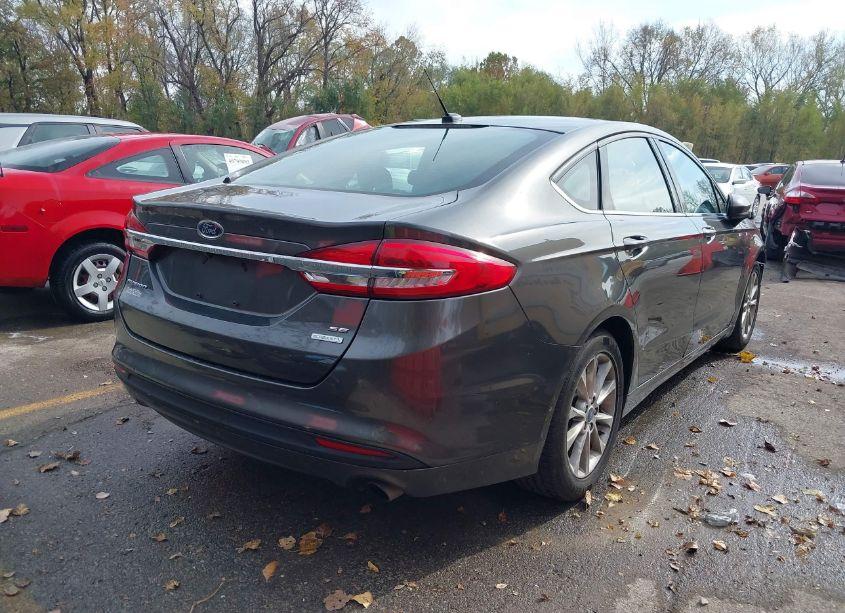 Photo 4 of 2017 Ford Fusion SE (VIN 3FA6P0HD4HR149316)