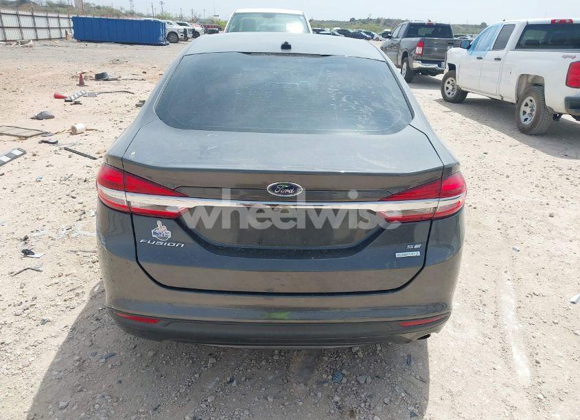 Photo 17 of 2017 Ford Fusion SE (VIN 3FA6P0HD4HR159859)