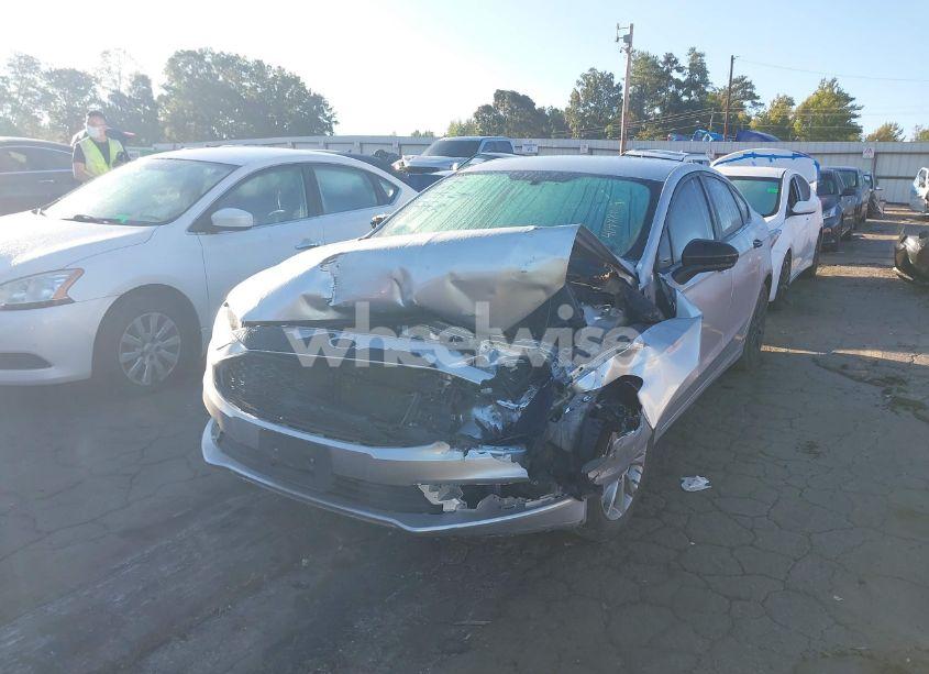 Photo 2 of 2017 Ford Fusion SE (VIN 3FA6P0HD4HR193042)