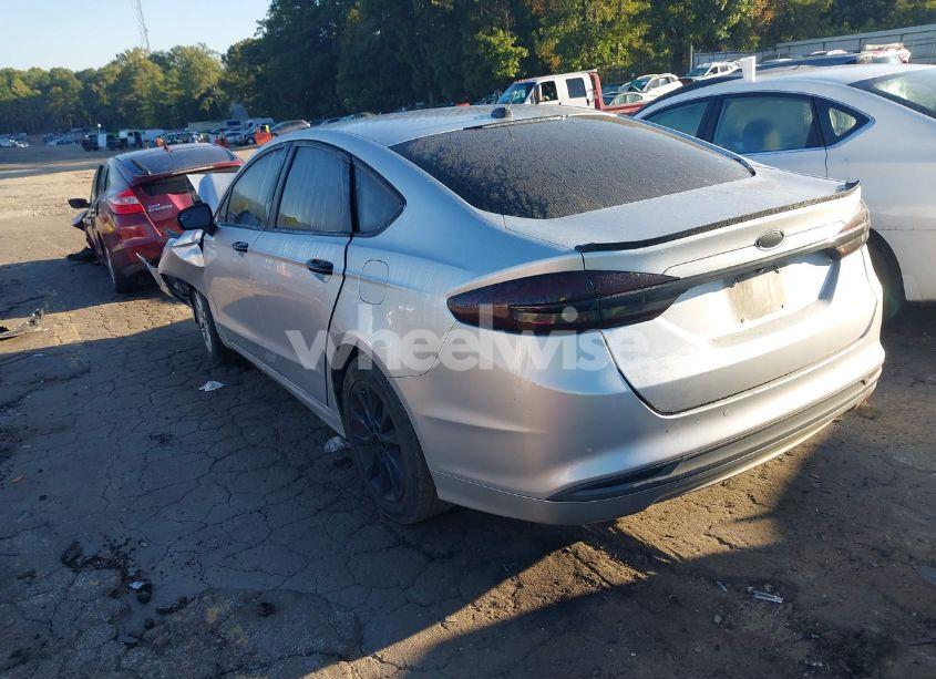 Photo 3 of 2017 Ford Fusion SE (VIN 3FA6P0HD4HR193042)