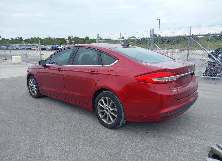 Photo 3 of 2017 Ford Fusion SE (VIN 3FA6P0HD4HR193610)
