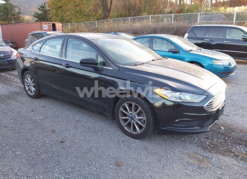 2017 Ford Fusion SE (VIN 3FA6P0HD4HR202225) main photo