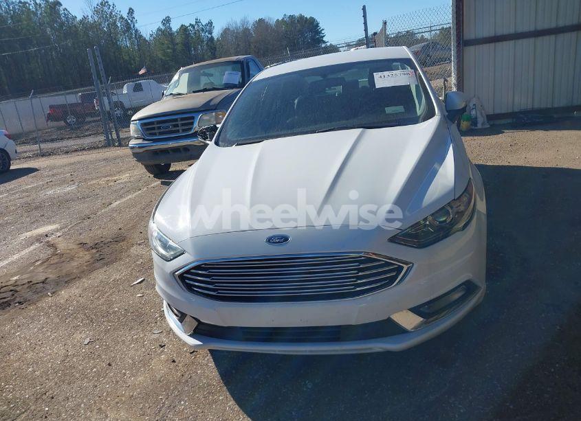 Photo 12 of 2017 Ford Fusion SE (VIN 3FA6P0HD4HR214455)