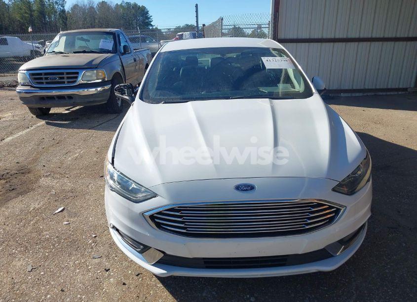 Photo 6 of 2017 Ford Fusion SE (VIN 3FA6P0HD4HR214455)