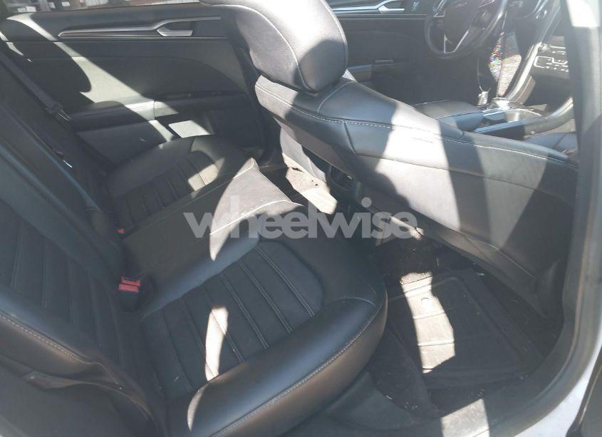 Photo 8 of 2017 Ford Fusion SE (VIN 3FA6P0HD4HR214455)