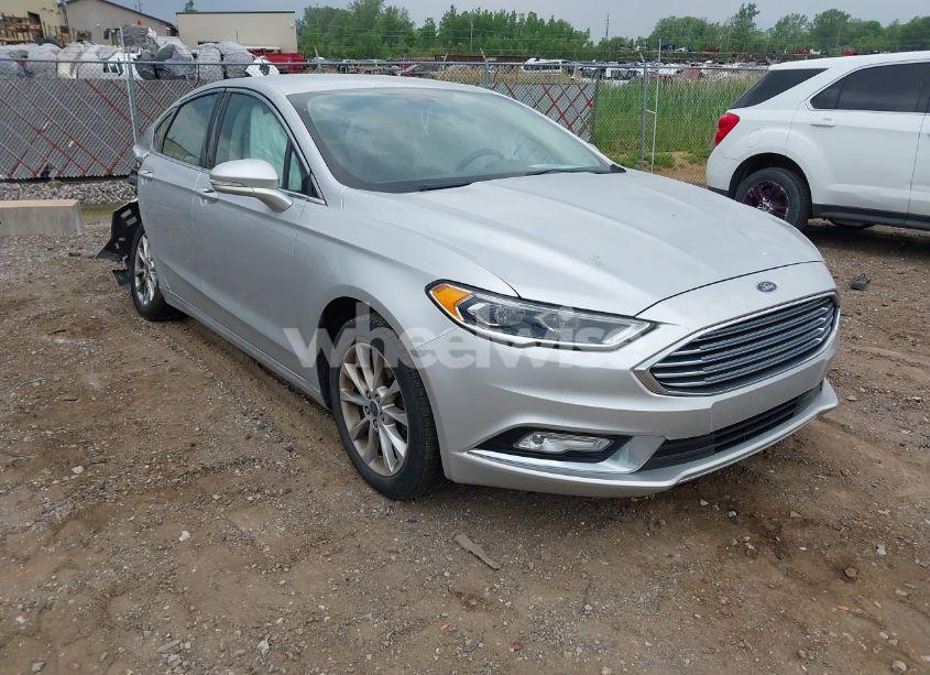2017 Ford Fusion SE (VIN 3FA6P0HD4HR272761) main photo