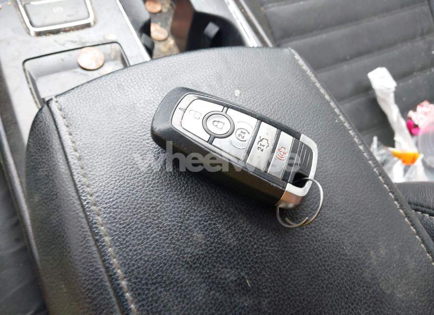 Photo 11 of 2017 Ford Fusion SE (VIN 3FA6P0HD4HR272761)