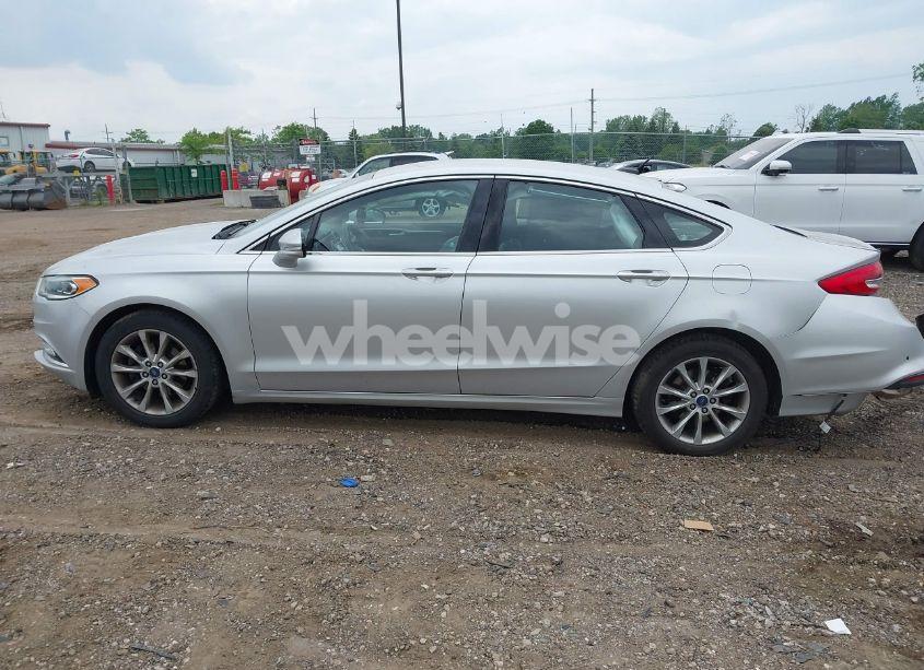 Photo 14 of 2017 Ford Fusion SE (VIN 3FA6P0HD4HR272761)