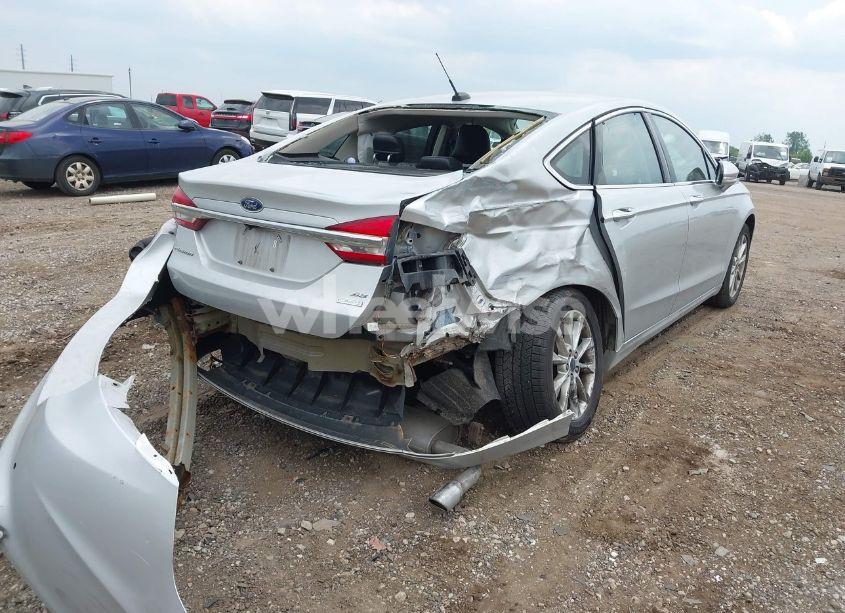 Photo 4 of 2017 Ford Fusion SE (VIN 3FA6P0HD4HR272761)