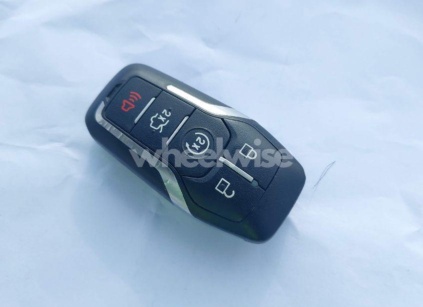 Photo 11 of 2017 Ford Fusion SE (VIN 3FA6P0HD4HR292721)