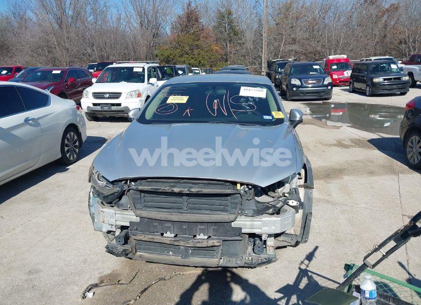 Photo 12 of 2017 Ford Fusion SE (VIN 3FA6P0HD4HR292721)